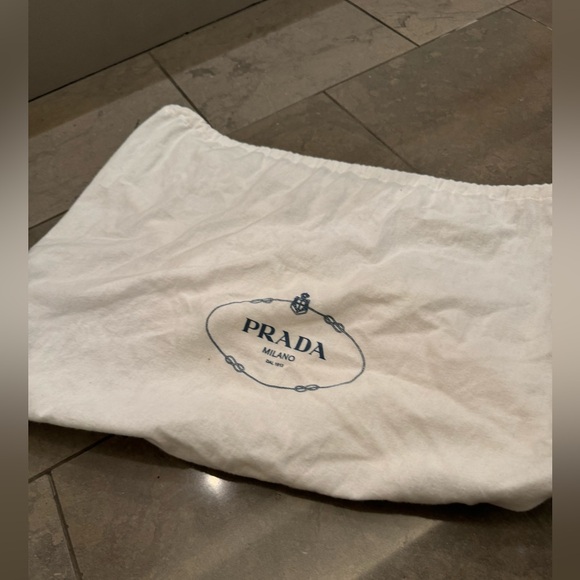 Prada Saffiano Vernice Perforated Bowling Bag with Wallet - Picture 4 of 12